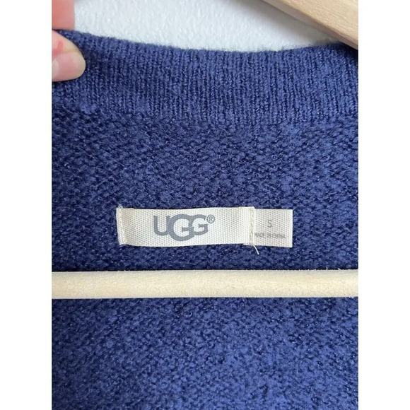 UGG Navy Blue Tinley Wrap Sweater Size Small Stretch Women’s - Picture 3 of 8